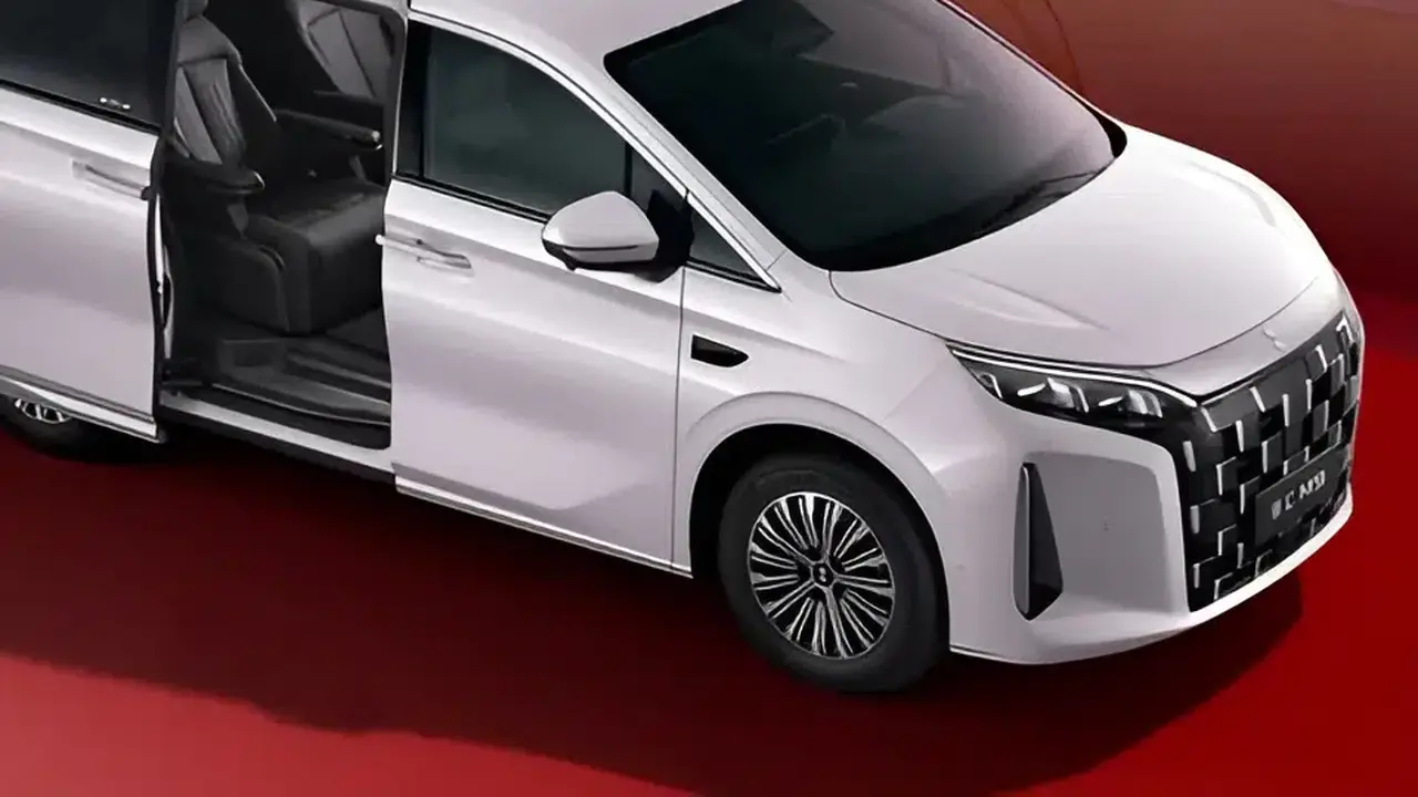 Linghui M9 Resmi Dikenalkan, MPV PHEV Andalan BYD untuk Transportasi Online